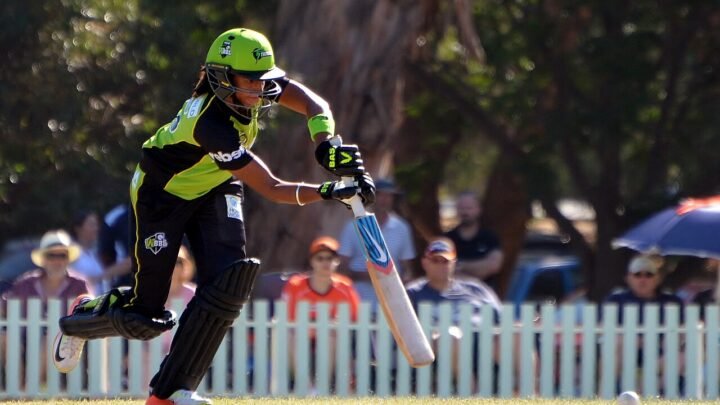 2016–17 WBBL ST v PS 17-01-21 Kaur (01).jpg