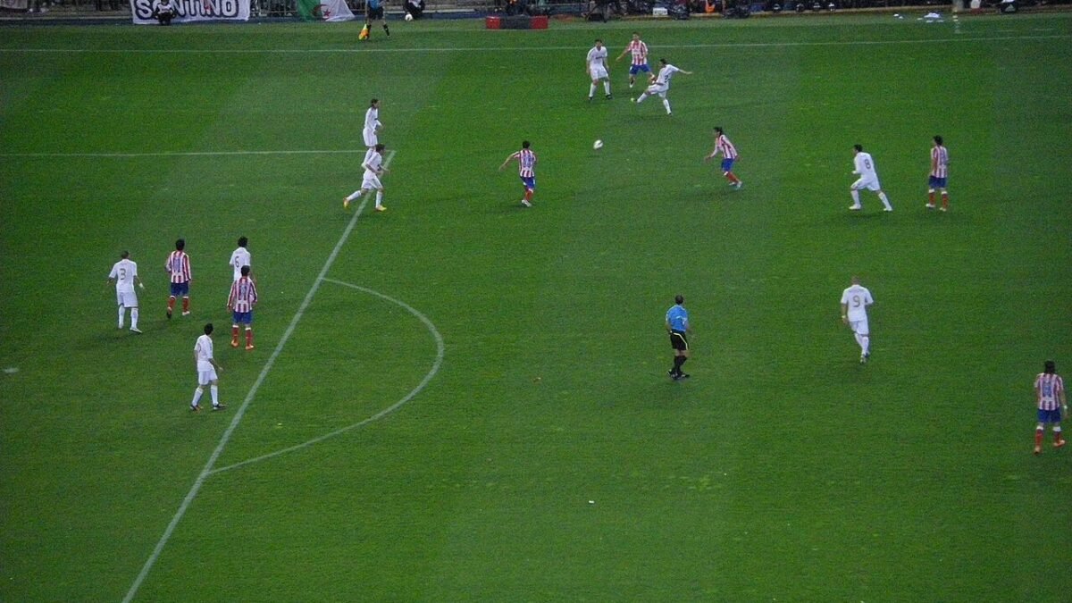 Derbi Madrileno - Spielszene.jpg